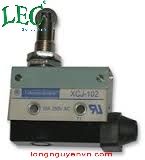 LIMIT SWITCH WITH ROLLER PLUNGER - XCJ102